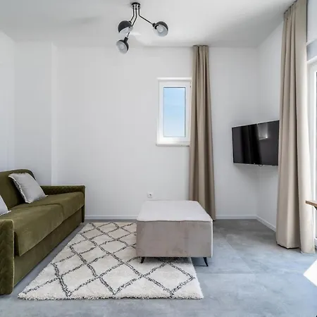 Seaview Marila With A Private Pool With Hydromassage, 3 En Bedrooms, 1km From * Lokva Rogoznica