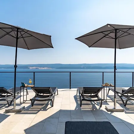 Seaview Marila With A Private Pool With Hydromassage, 3 En Bedrooms, 1km From Villa Lokva Rogoznica