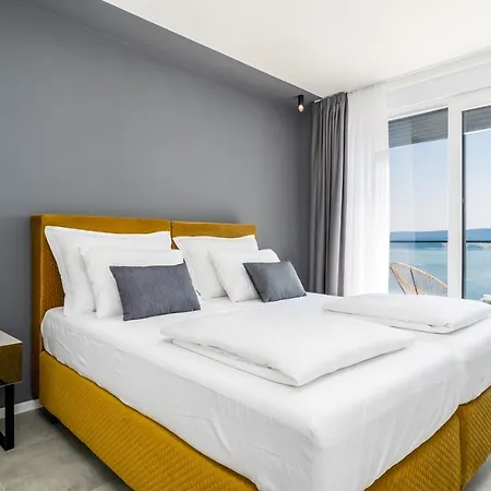 Villa Seaview Marila With A Private Pool With Hydromassage, 3 En Bedrooms, 1km From
