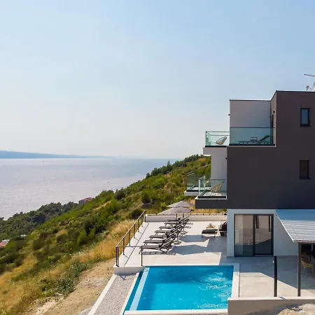 Seaview Marila With A Private Pool With Hydromassage, 3 En Bedrooms, 1km From Villa