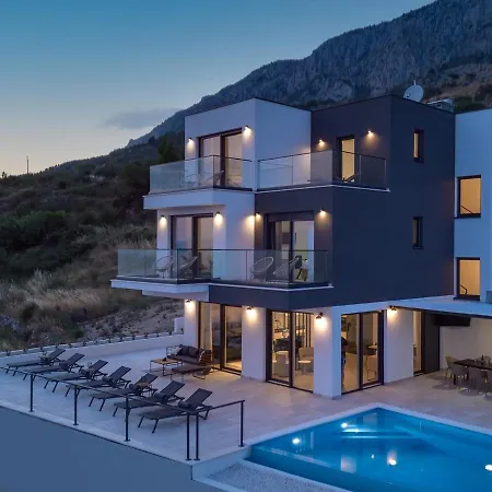 Seaview Marila With A Private Pool With Hydromassage, 3 En Bedrooms, 1km From Villa *