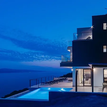 Villa Seaview Marila With A Private Pool With Hydromassage, 3 En Bedrooms, 1km From